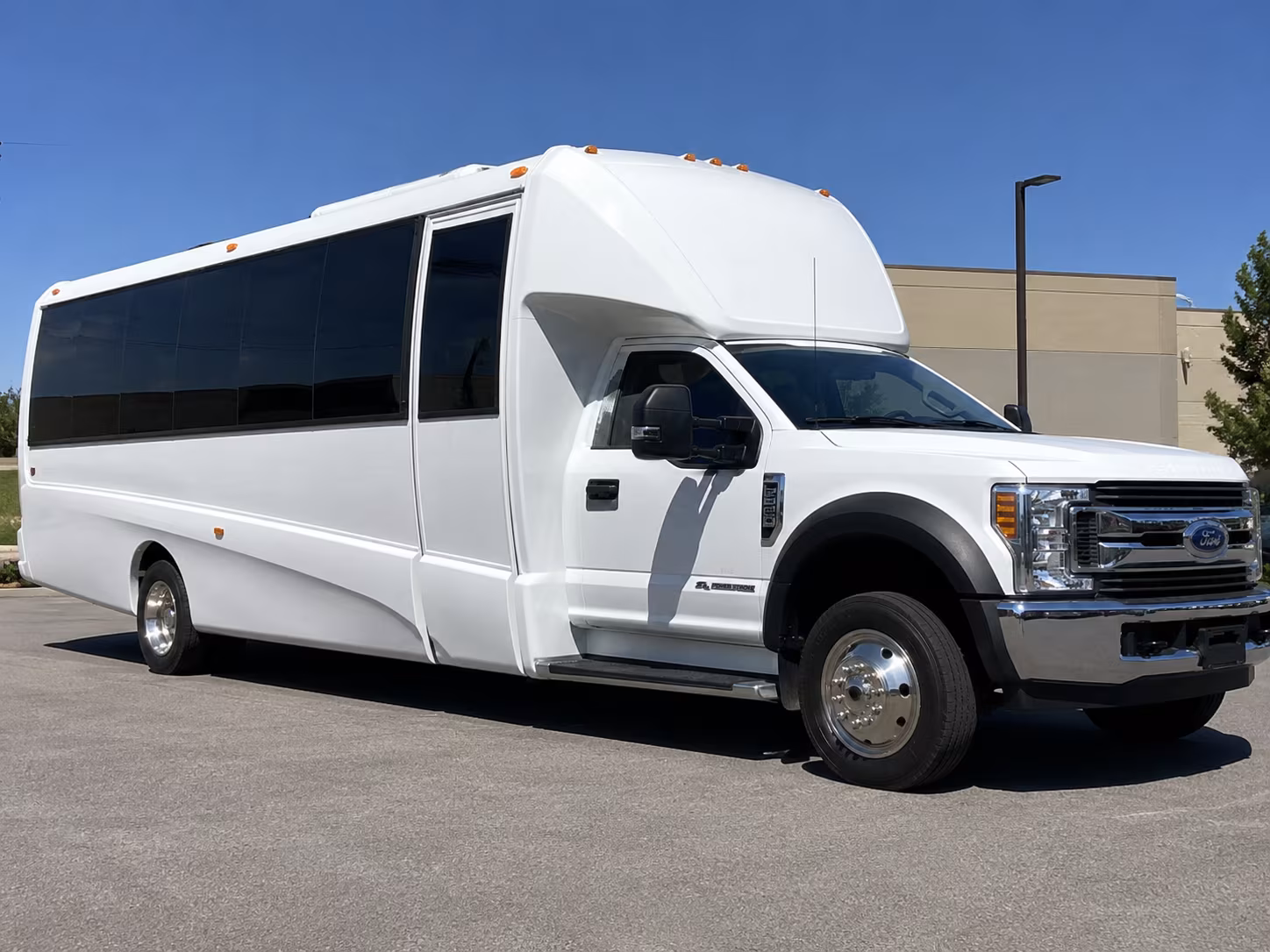 buses for stem and college preview trips from melbourne high schools