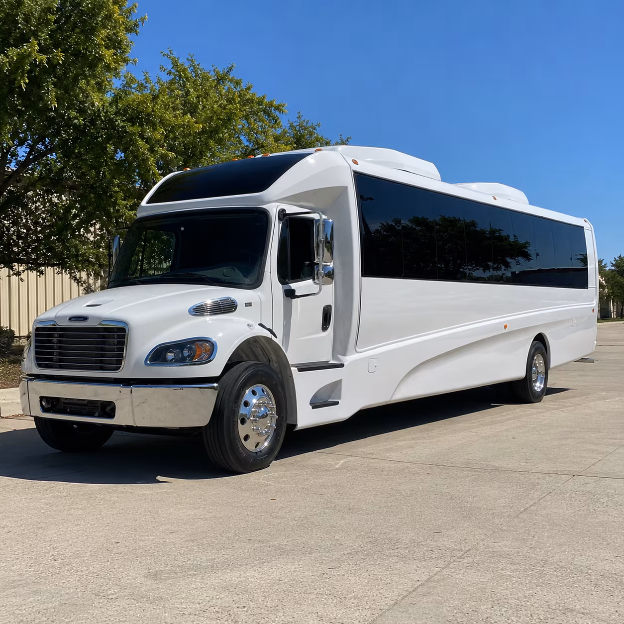 melbourne 28 passenger minibus